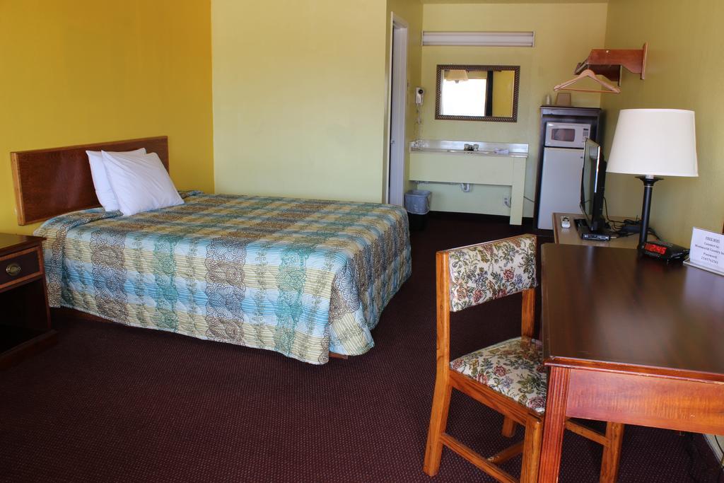 Hubbard Westworld Country Inn المظهر الخارجي الصورة