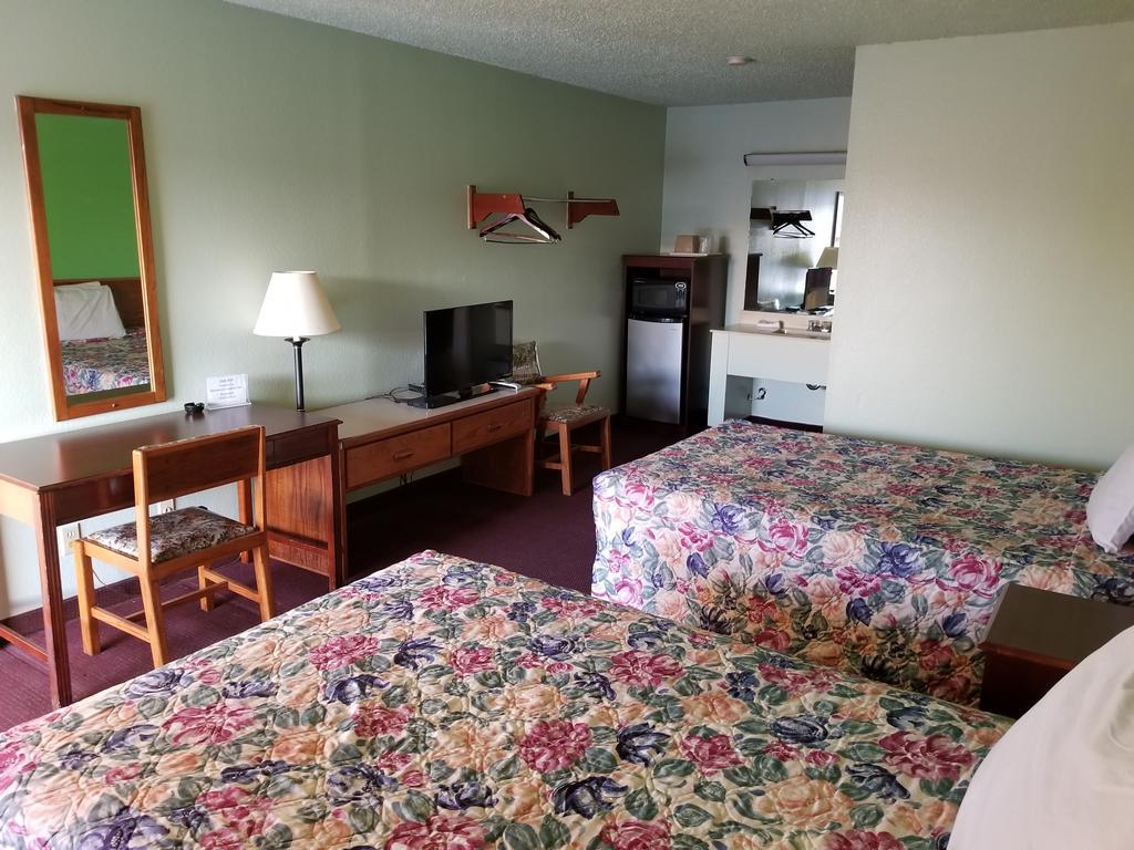 Hubbard Westworld Country Inn المظهر الخارجي الصورة