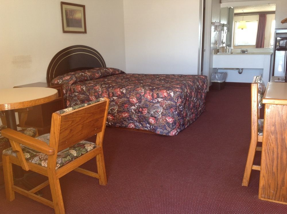 Hubbard Westworld Country Inn المظهر الخارجي الصورة