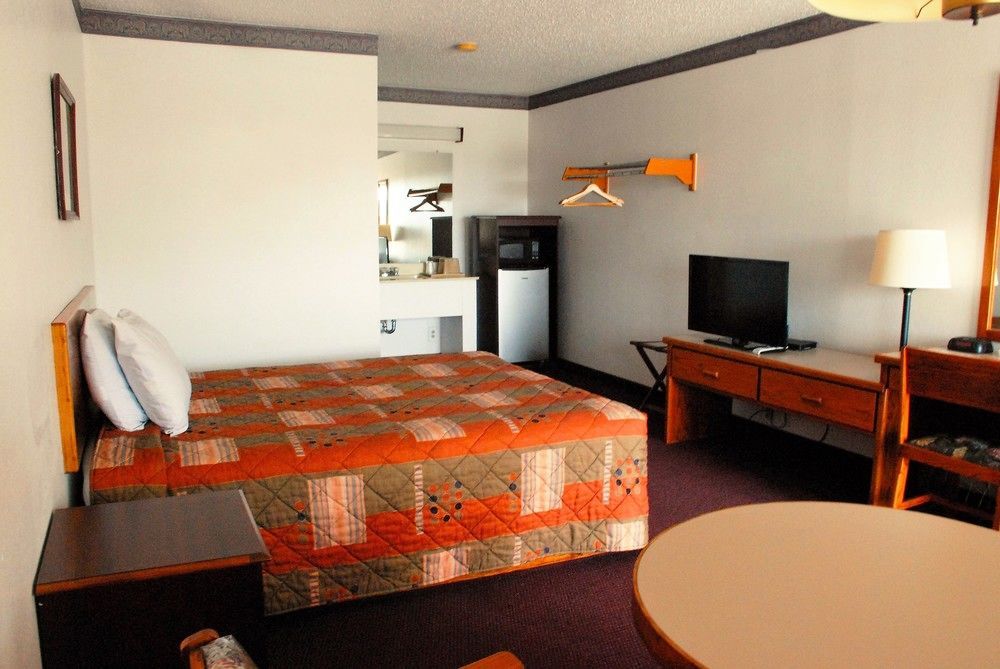 Hubbard Westworld Country Inn المظهر الخارجي الصورة